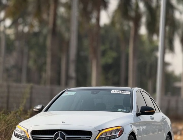 Foreign Used 2019 Mercedes Benz C64 for Sale In Abuja