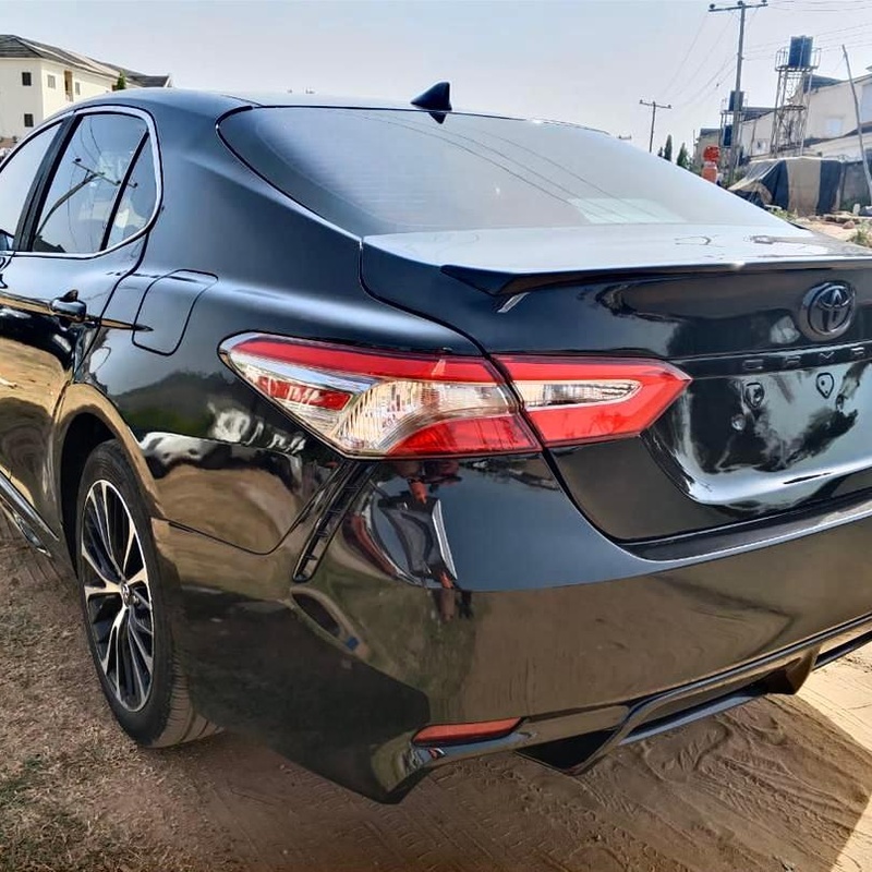 FOREIGN USED 2019 TOYOTA CAMRY SE FOR SALE image