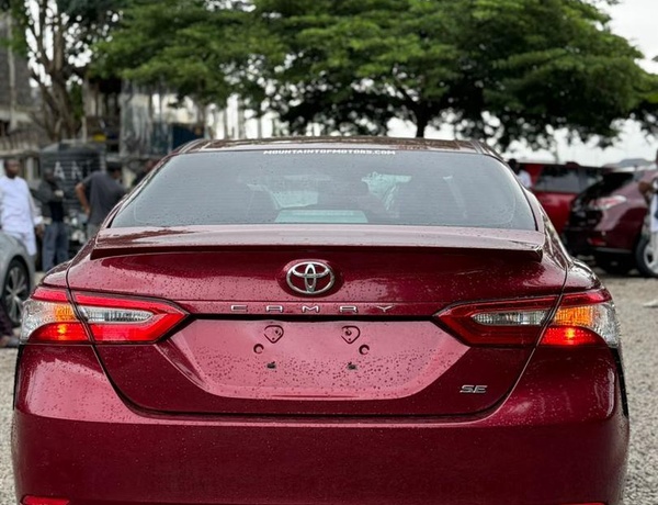 FOREIGN USED 2019 TOYOTA CAMRY SE FOR SALE