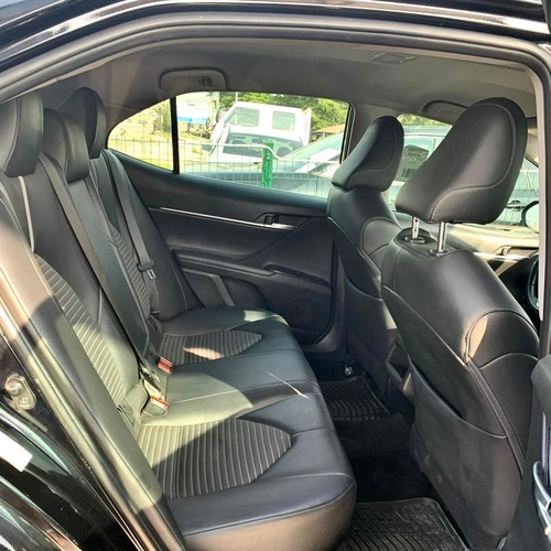 FOREIGN USED 2019 TOYOTA CAMRY SE FOR SALE IN ABUJA