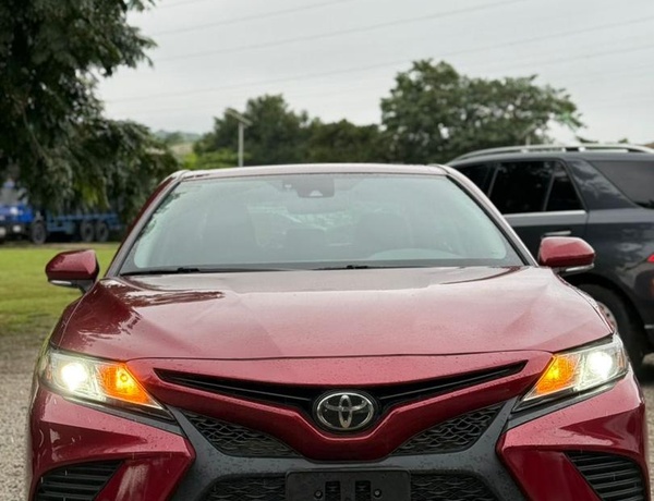 FOREIGN USED 2019 TOYOTA CAMRY SE FOR SALE