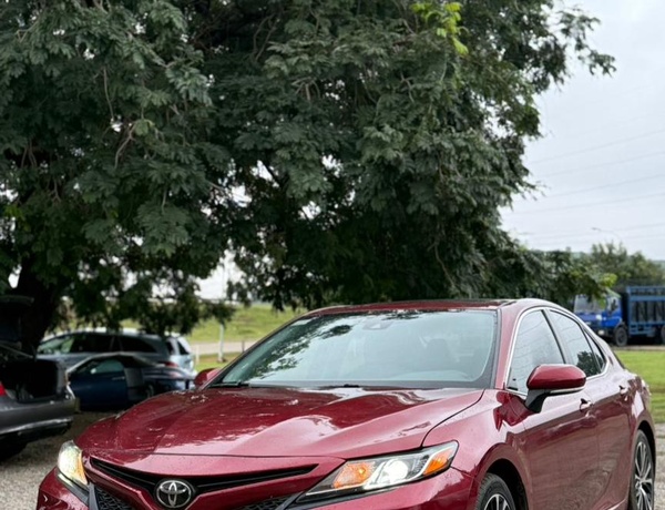 FOREIGN USED 2019 TOYOTA CAMRY SE FOR SALE