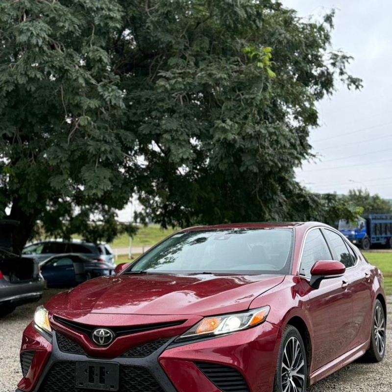 FOREIGN USED 2019 TOYOTA CAMRY SE FOR SALE image