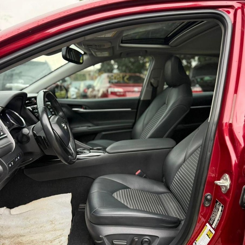 FOREIGN USED 2019 TOYOTA CAMRY SE FOR SALE image