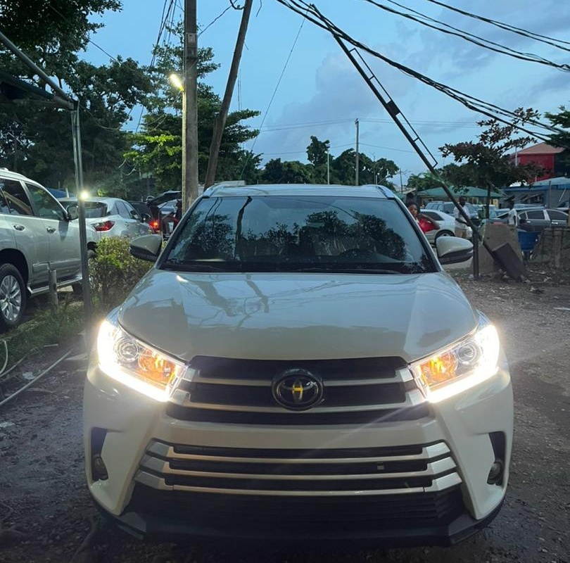 Nigerian Cars Hero Image