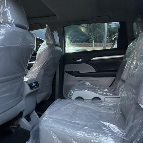 FOREIGN USED 2019 TOYOTA HIGHLANDER XLE FOR SALE IN ABUJA