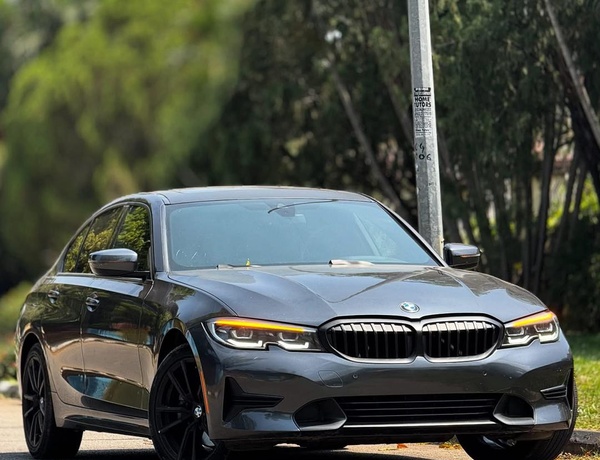 FOREIGN USED 2020 BMW 3 SERIES 330i FOR SALE IN ABUJA