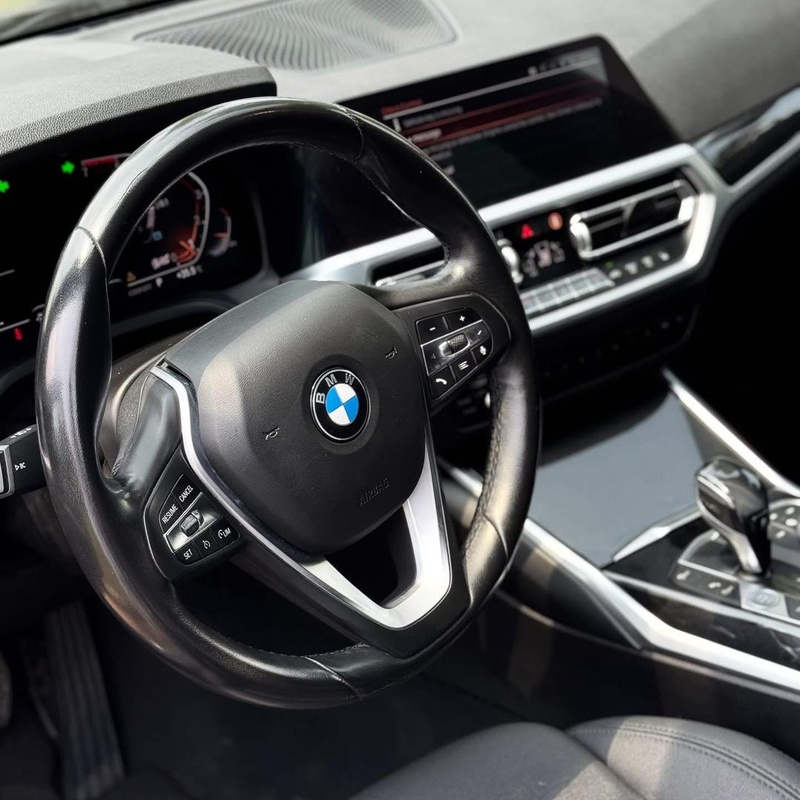 FOREIGN USED 2020 BMW 3 SERIES 330i FOR SALE IN ABUJA image