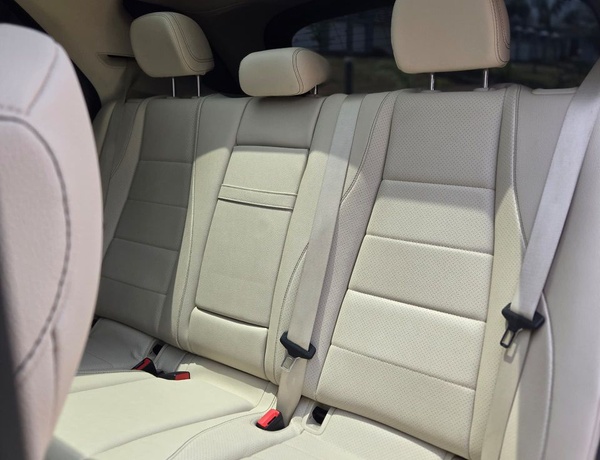 Foreign Used 2020 Mercedes-Benz GLE350 for Sale In Abuja