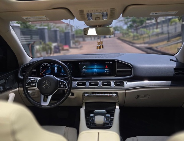 Foreign Used 2020 Mercedes-Benz GLE350 for Sale In Abuja