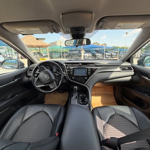 FOREIGN USED   2020 TOYOTA CAMRY SE FOR SALE IN ABUJA