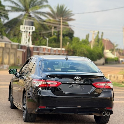 FOREIGN USED 2020 TOYOTA CAMRY SE FOR SALE