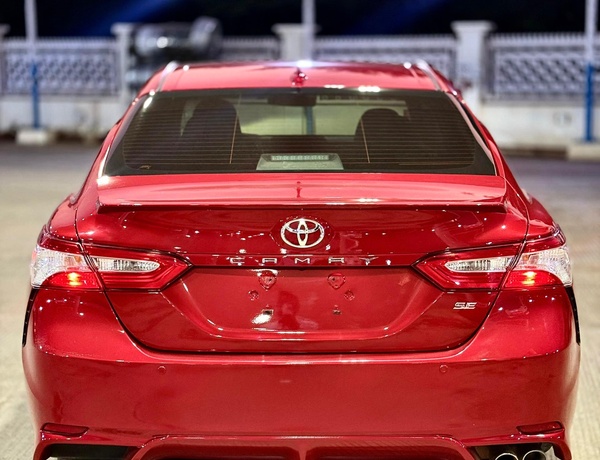 FOREIGN USED 2020 TOYOTA CAMRY SE FOR SALE