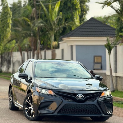 FOREIGN USED 2020 TOYOTA CAMRY SE FOR SALE