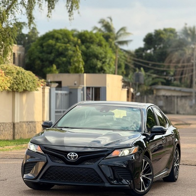 FOREIGN USED 2020 TOYOTA CAMRY SE FOR SALE