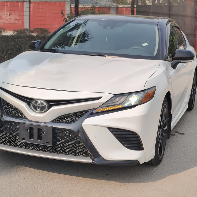 Foreign used 2020 Toyota Camry XSE  In Ikeja image