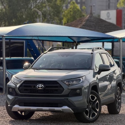 FOREIGN USED  2020 TOYOTA RAV4 FOR SALE IN ABUJA