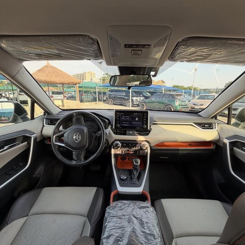 FOREIGN USED  2020 TOYOTA RAV4 FOR SALE IN ABUJA image