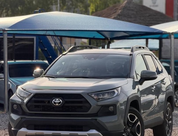 FOREIGN USED  2020 TOYOTA RAV4 FOR SALE IN ABUJA