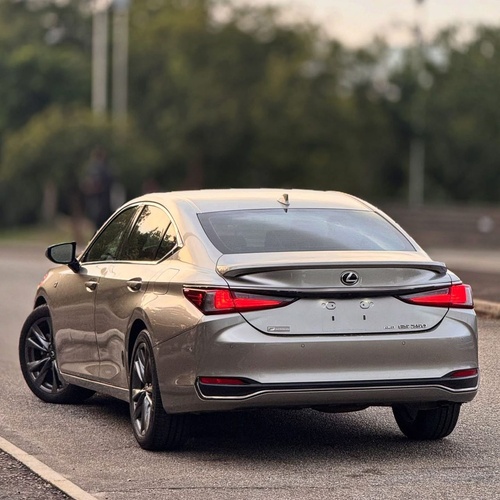 FOREIGN USED 2021 LEXUS ES250 F-SPORT FOR SALE