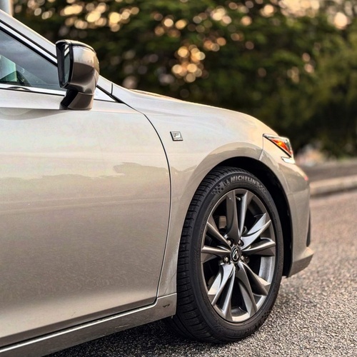 FOREIGN USED 2021 LEXUS ES250 F-SPORT FOR SALE