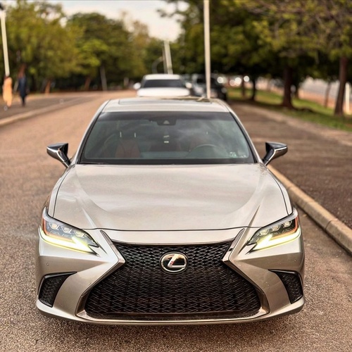 FOREIGN USED 2021 LEXUS ES250 F-SPORT FOR SALE