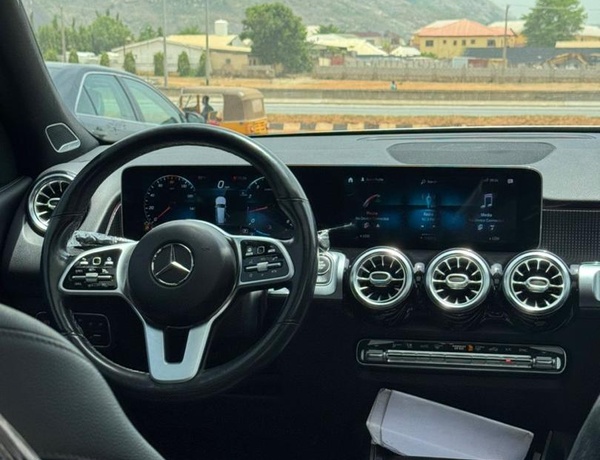 FOREIGN USED 2021 MERCEDES BENZ GLB250 FOR SALE