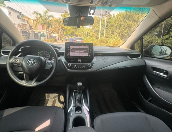 FOREIGN USED  2021 TOYOTA COROLLA  FOR SALE IN ABUJA