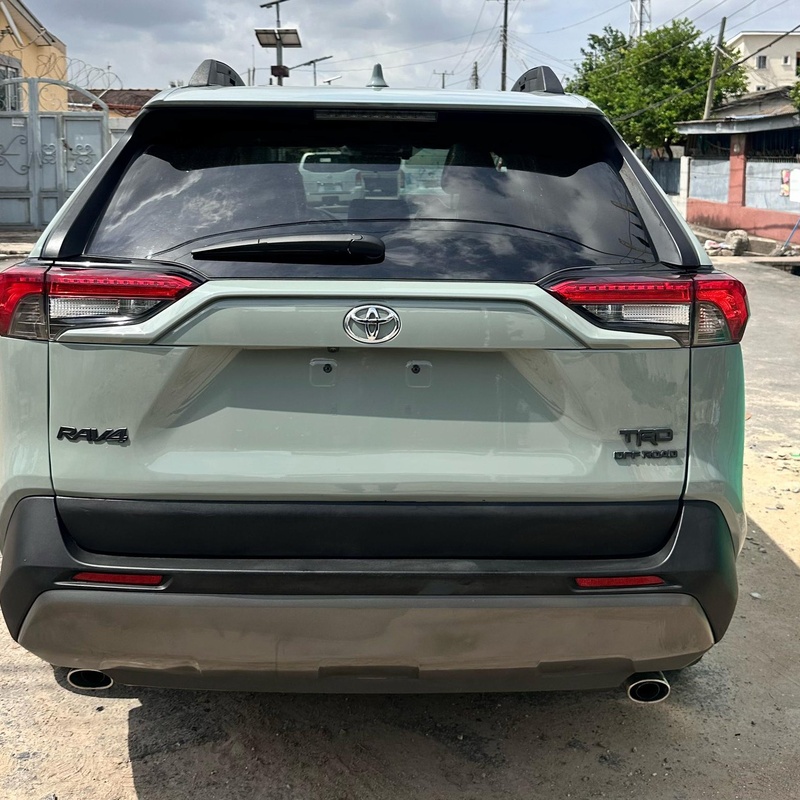 Foreign used  2021 Toyota RAV4 TRD image