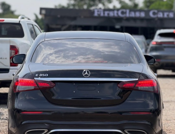 FOREIGN USED 2022 MERCEDES BENZ E350 FOR SALE IN ABUJA