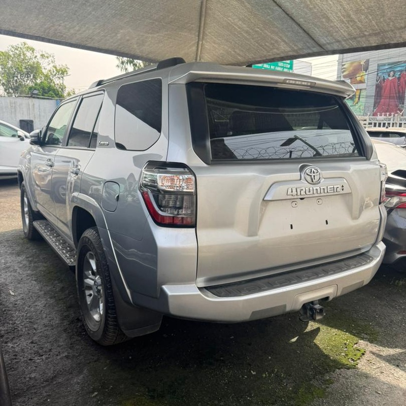 Foreign Used 2022 Toyota 4Runner Limited Edition for Sale In Lagos image