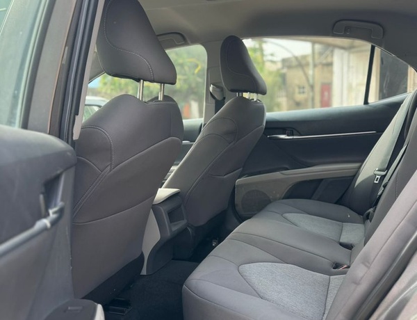 FOREIGN USED 2022 TOYOTA CAMRY LE FOR SALE IN KADUNA