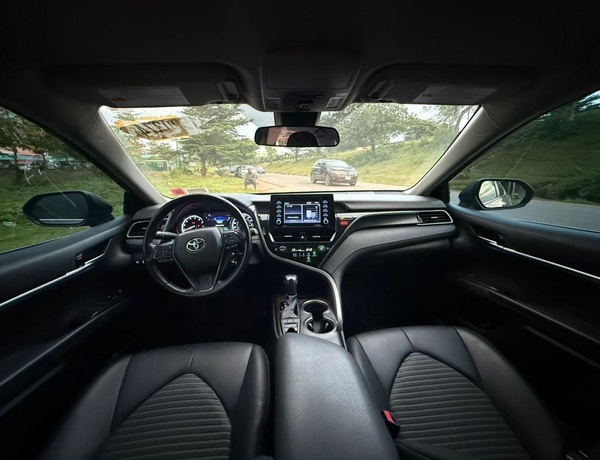 FOREIGN USED 2022 TOYOTA CAMRY SE FOR SALE IN ABUJA