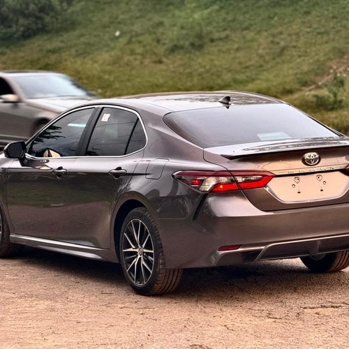 FOREIGN USED 2022 TOYOTA CAMRY SE FOR SALE IN ABUJA