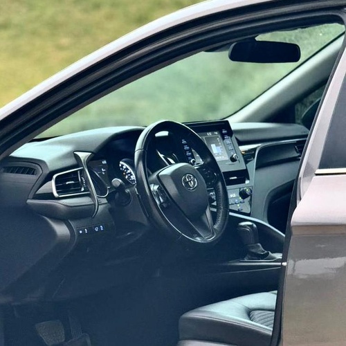 FOREIGN USED 2022 TOYOTA CAMRY SE FOR SALE IN ABUJA