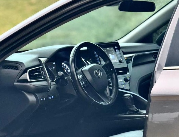 FOREIGN USED 2022 TOYOTA CAMRY SE FOR SALE IN ABUJA