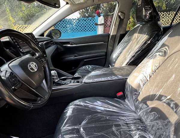 FOREIGN USED 2022 TOYOTA CAMRY XSE FOR SALE IN ABUJA