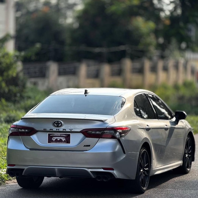 FOREIGN USED 2022 TOYOTA CAMRY XSE FOR SALE IN ABUJA image
