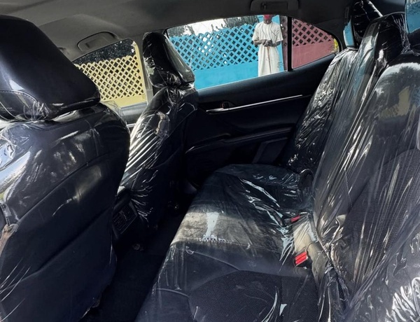 FOREIGN USED 2022 TOYOTA CAMRY XSE FOR SALE IN ABUJA