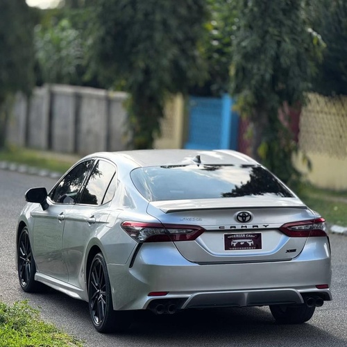 FOREIGN USED 2022 TOYOTA CAMRY XSE FOR SALE IN ABUJA