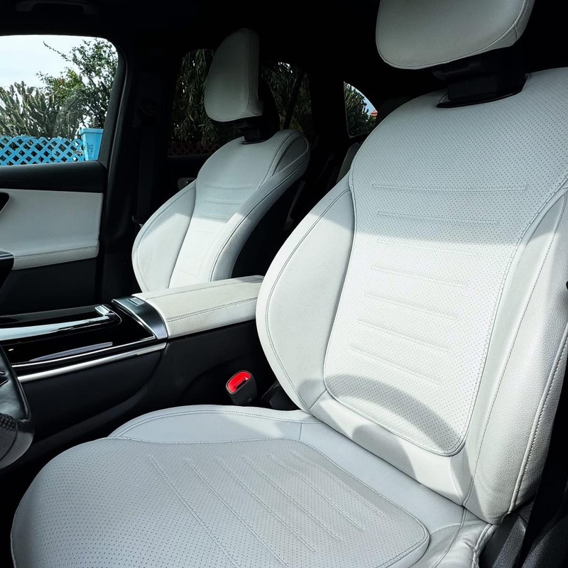FOREIGN USED 2023 MERCEDES BENZ GLC300 SUV FOR SALE IN ABUJA image