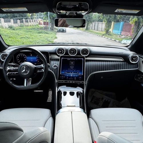 FOREIGN USED 2023 MERCEDES BENZ GLC300 SUV FOR SALE IN ABUJA