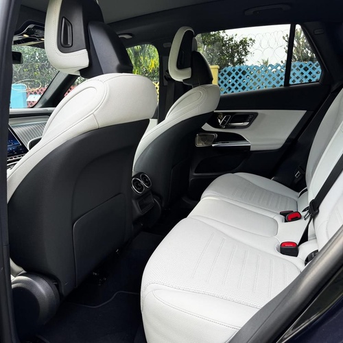 FOREIGN USED 2023 MERCEDES BENZ GLC300 SUV FOR SALE IN ABUJA