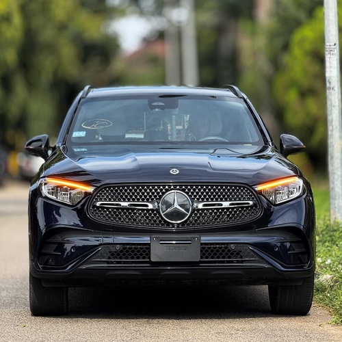 FOREIGN USED 2023 MERCEDES BENZ GLC300 SUV FOR SALE IN ABUJA