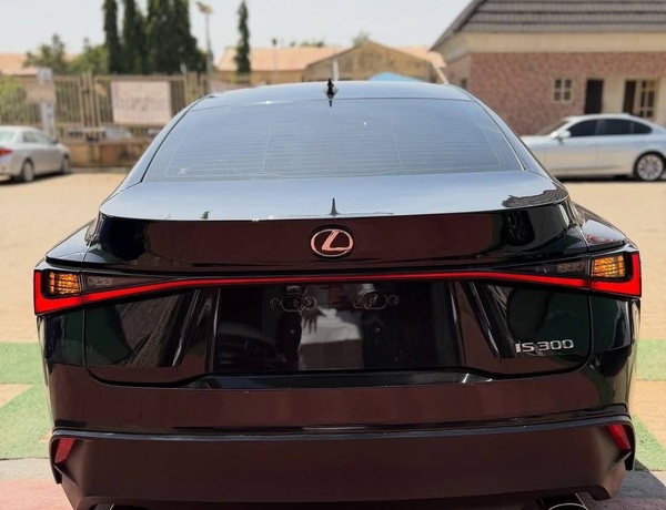 FOREIGN USED 2024 LEXUS IS300 FOR SALE IN ABUJA