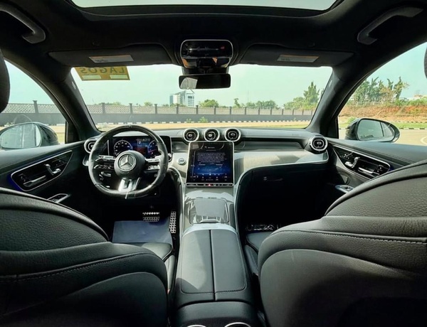 FOREIGN USED 2024 MERCEDES BENZ GLC300 COUPE FULL OPTION FOR SALE