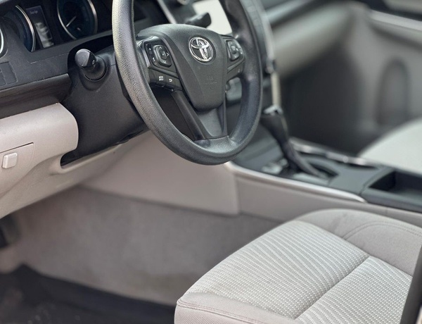 FOREIGN USED  AUTO DRIVE   2025 ENTRY TOYOTA CAMRY  2016 MODEL