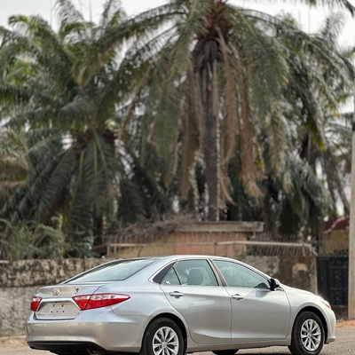 FOREIGN USED  AUTO DRIVE   2025 ENTRY TOYOTA CAMRY  2016 MODEL