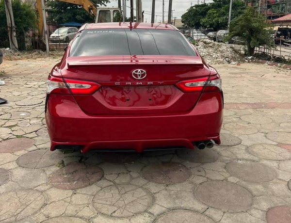 Foreign Used Toyota  Camry XSE 2020 Model for Sale In Lagos