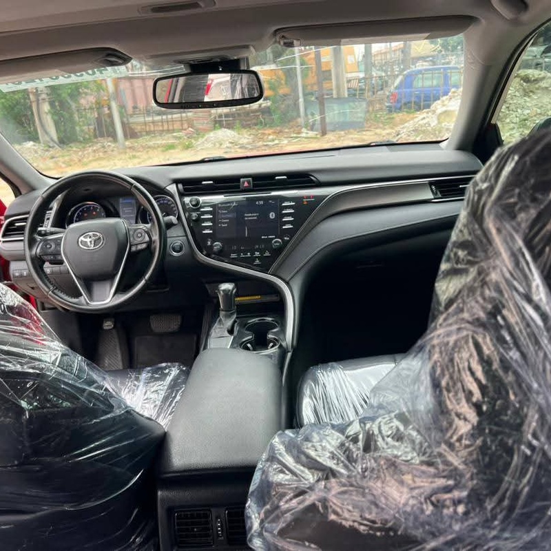 Foreign Used Toyota  Camry XSE 2020 Model for Sale In Lagos image